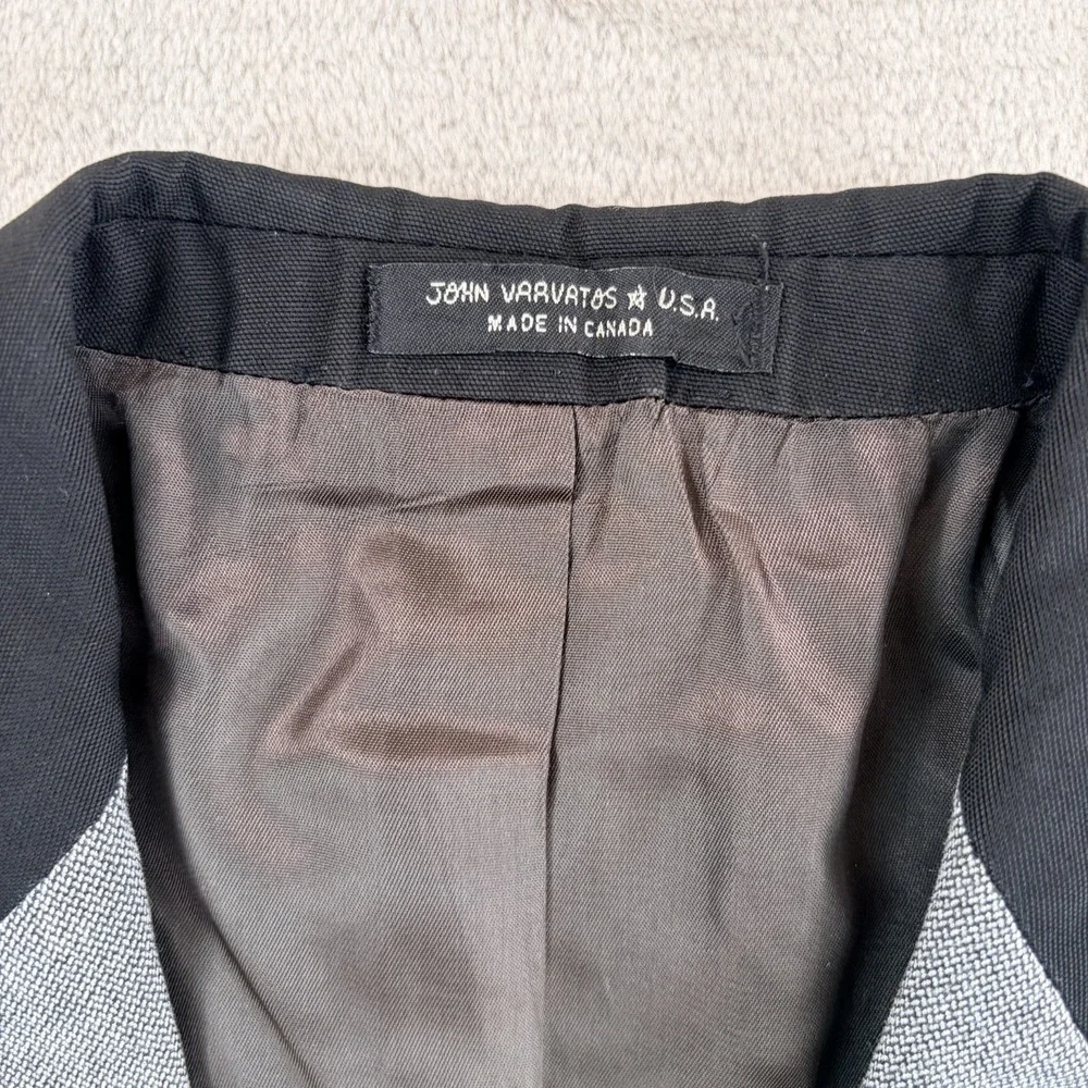 John Varvatos Premium Tailored Wattswood Peak Blazer Sport Coat in Grey Men 36R